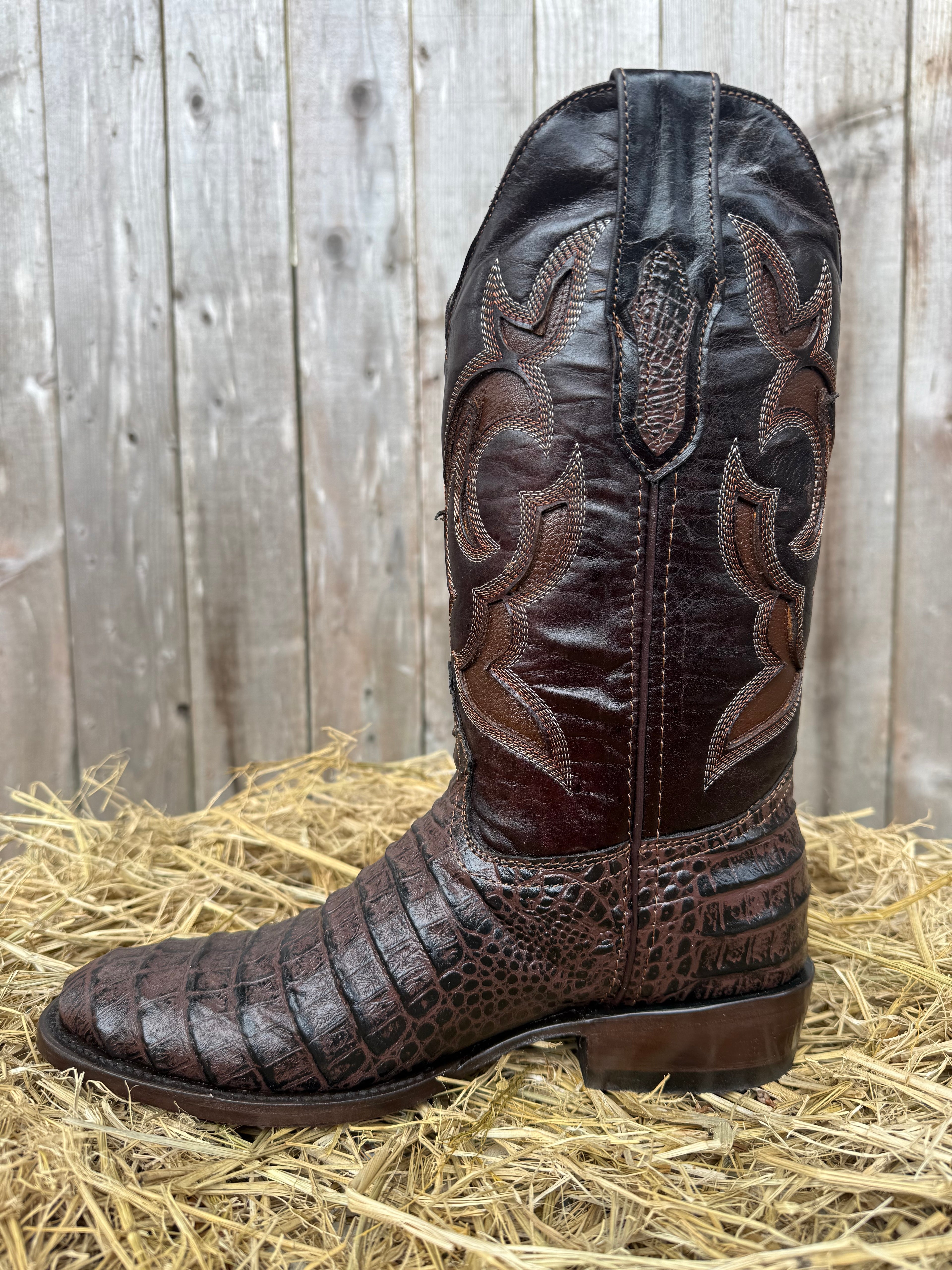 Frontera Men's Brown Imitation Crocodile Print Round Toe Western Boots
