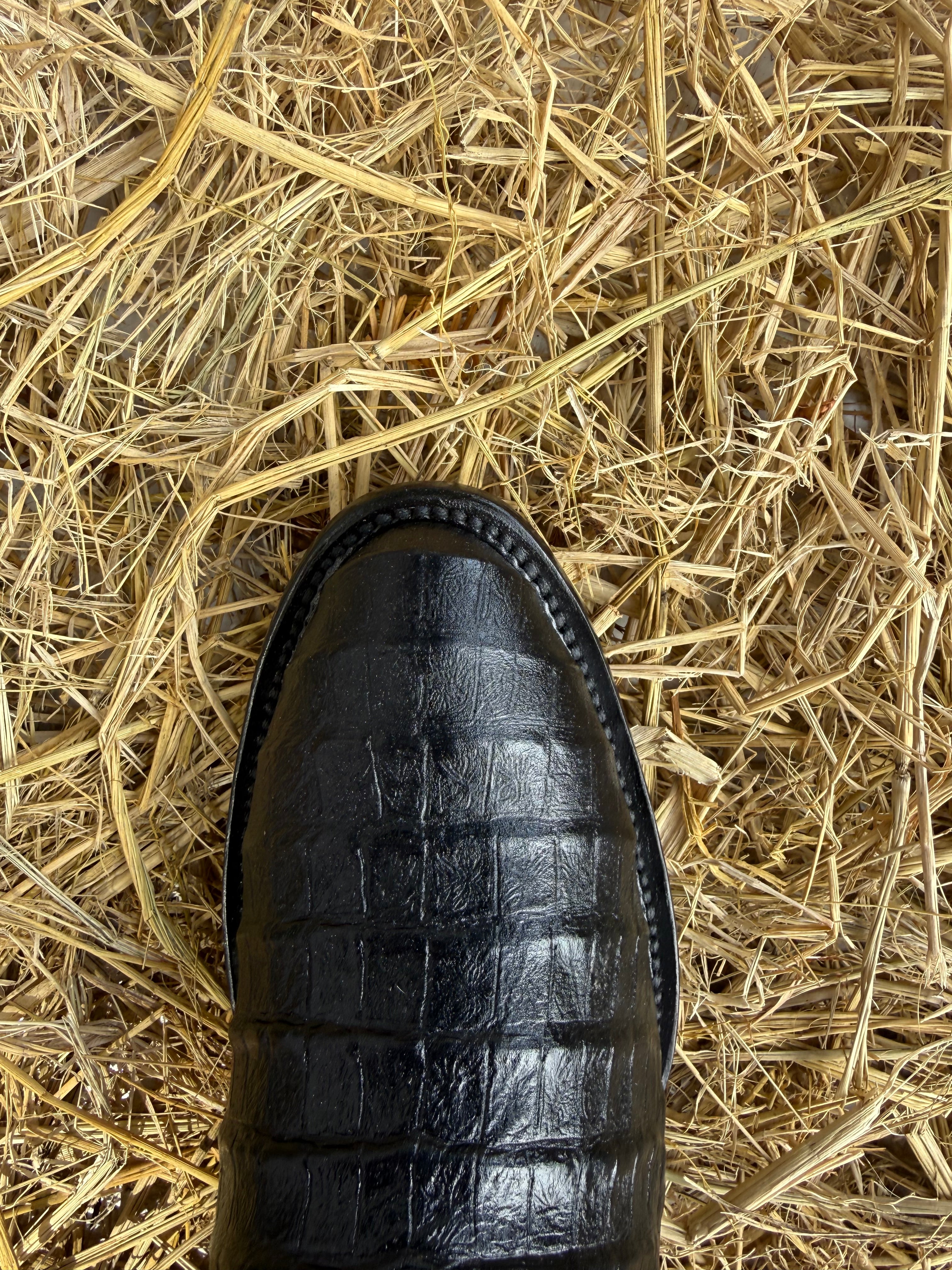 Frontera Men's Black Imitation Crocodile Print Round Toe Western Boots