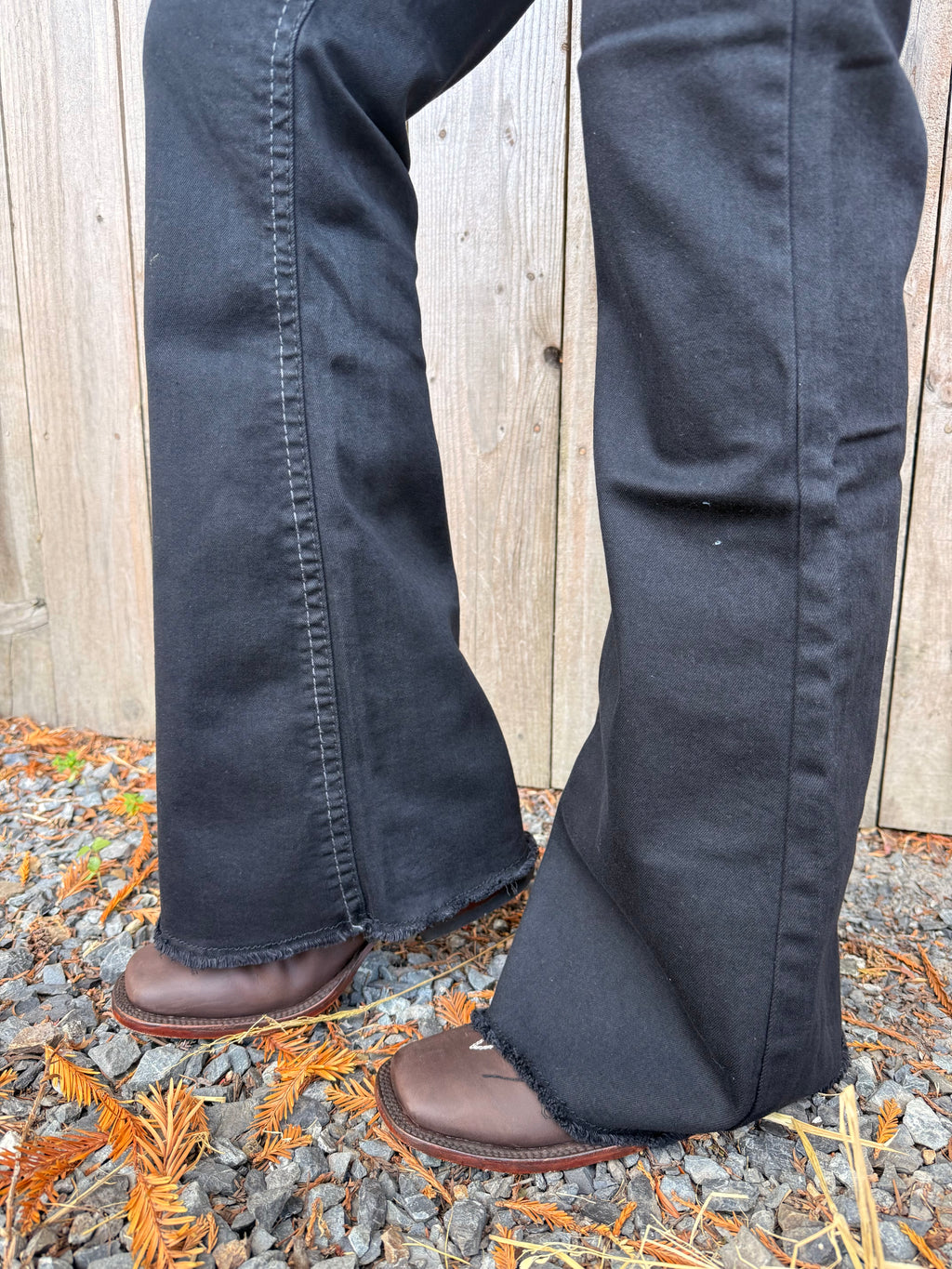 Centenario Women's Hip-Up Bootcut Jeans