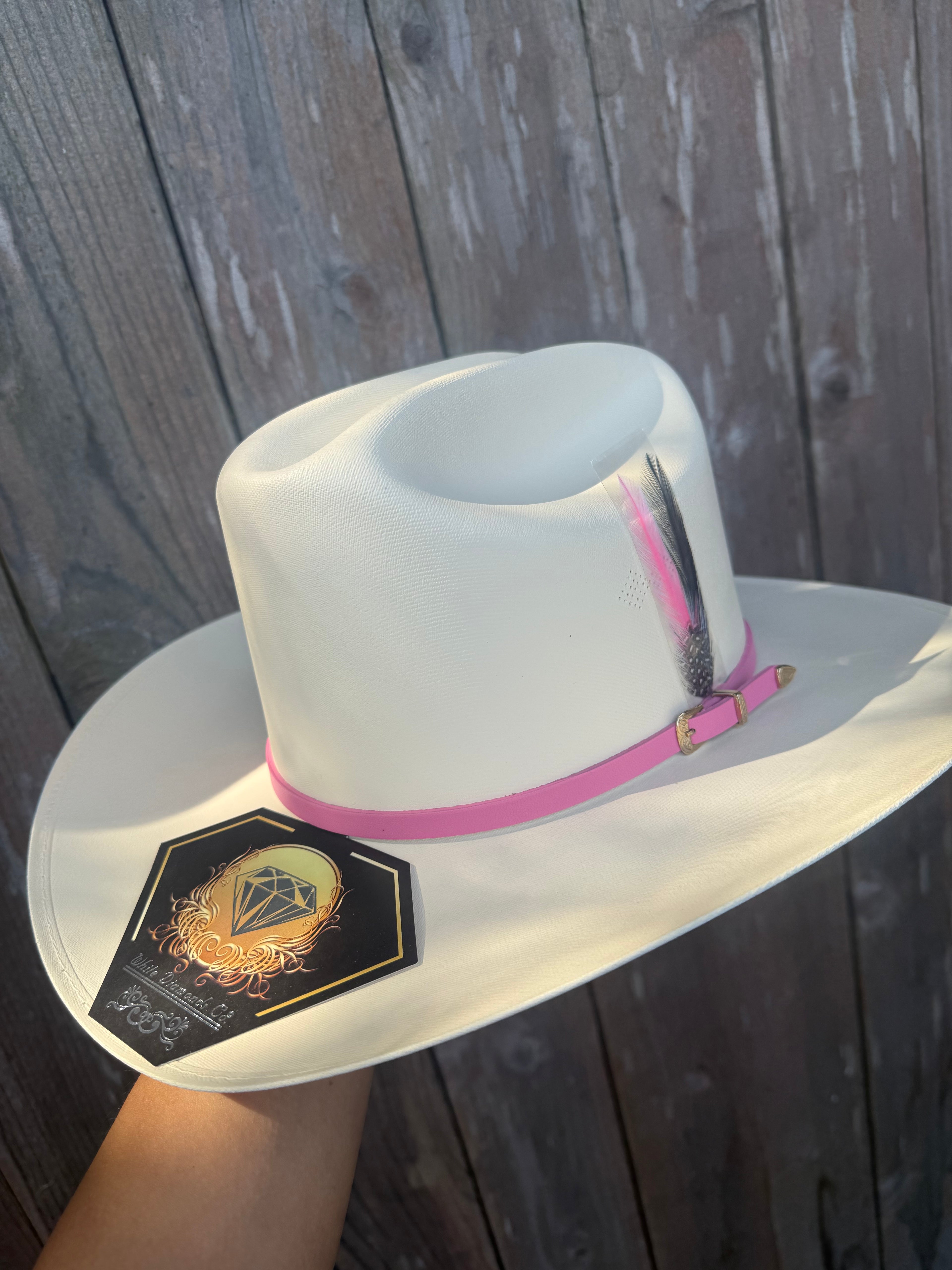 White Diamonds Co. Women's 1000X Virgen de Guadalupe Sombrero