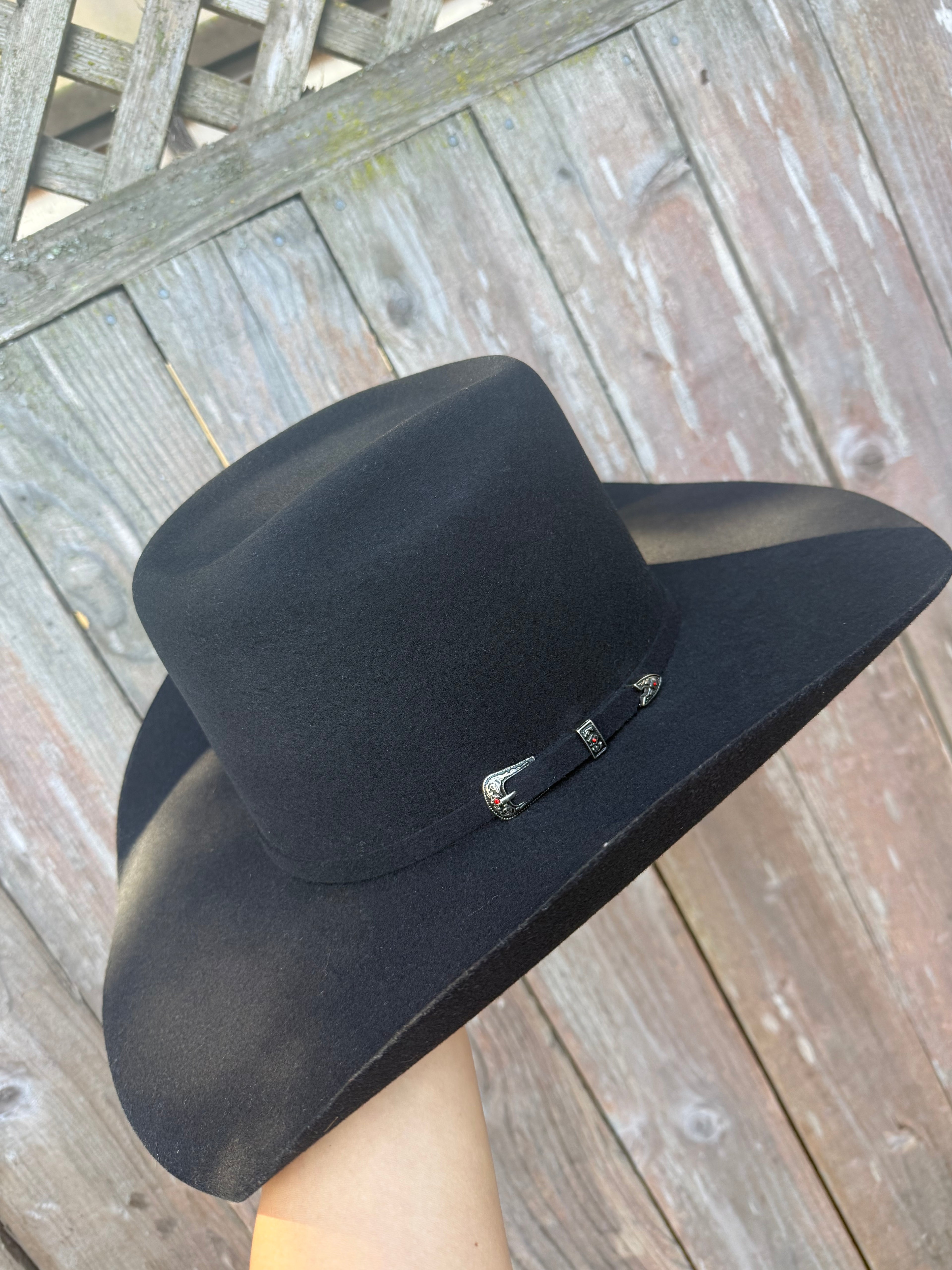 White Diamonds Co. Black 100X Men's Tejana - Bucke Detail
